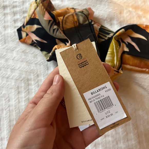 Wave Tribe Fiji Bikini Bottoms - Picture 4 of 6